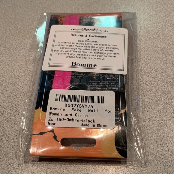 NIB Bomine Stiletto Ombré Press On Nails - Picture 3 of 3